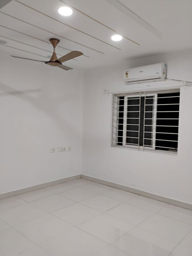 Room, smr-vinay-iconia-hyderabad 4 Bedroom 2925 Sq.Ft. Apartment In Kondapur Hyderabad 10482016