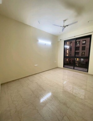 Bedroom in 3 BHK Apartment at Lodha Sterling, Kolshet Road – for Rent