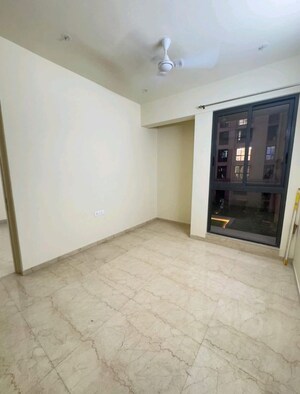 Bedroom in 3 BHK Apartment at Lodha Sterling, Kolshet Road – for Rent