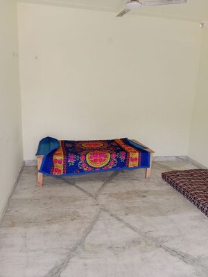 1 RK Builder Floor For Rent in Huda