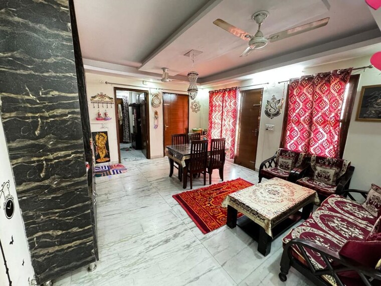 Living Room, sector 23 2 Bedroom 187 Sq.Yd. Builder Floor In Sector 23 Gurgaon 10482055