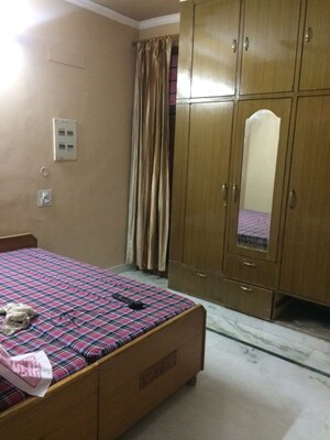 Bedroom in 3 BHK Builder Floor at Sector 50 – for Rent