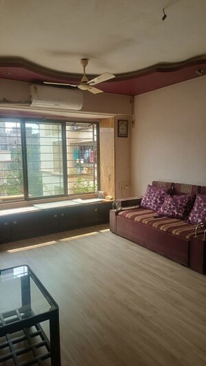 1 BHK Apartment For Rent in Vinayak CHS, Malad West