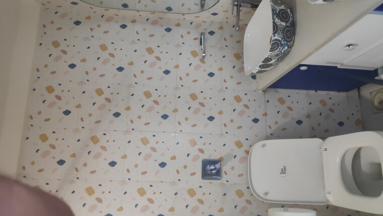 Bathroom, lake-home 3 Bedroom 1400 Sq.Ft. Apartment In Powai Mumbai 10482090