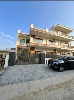 3 BHK Villa For Rent in New Chandigarh