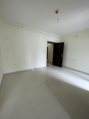 Room in 2 BHK Apartment at Pimple Gurav – for Rent