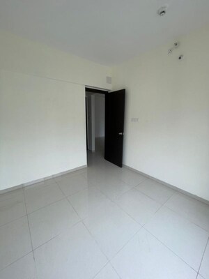 Room in 2 BHK Apartment at Pimple Gurav – for Rent