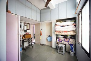 Parking in 2 BHK Apartment at Ellisbridge – for Sale