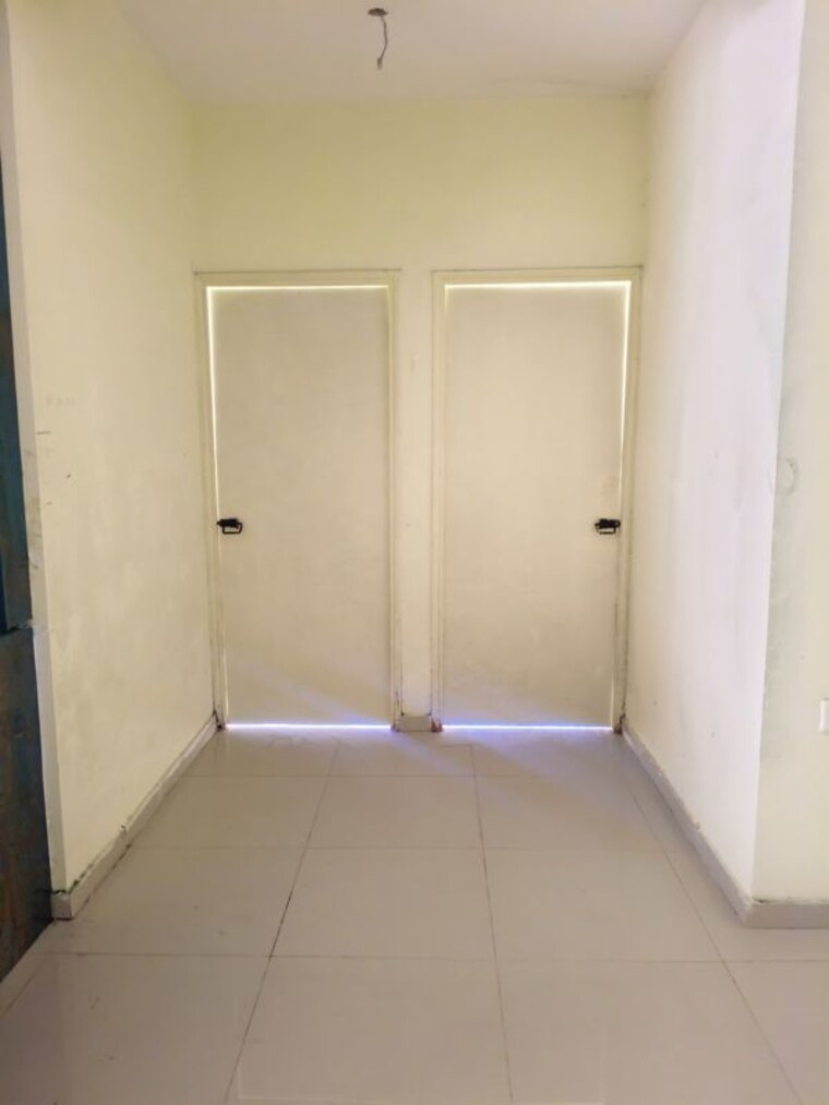 Room, pyramid-pride 2 Bedroom 680 Sq.Ft. Apartment In Sector 76 Gurgaon 10482185