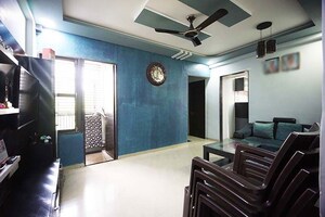 Bedroom in 2 BHK Apartment at Ellisbridge – for Sale