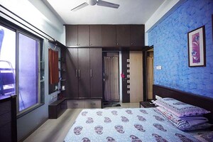 Bedroom in 3 BHK Apartment at Ellisbridge – for Sale