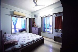 Bedroom in 3 BHK Apartment at Ellisbridge – for Sale