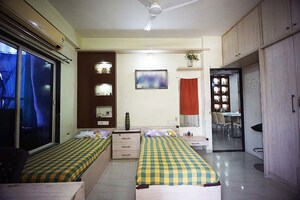 Bedroom in 3 BHK Apartment at Ellisbridge – for Sale