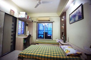 Bedroom in 3 BHK Apartment at Ellisbridge – for Sale