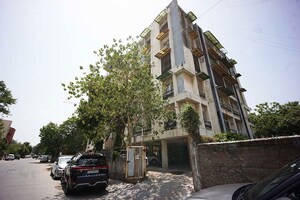 3 BHK Apartment – Exterior View View at Ellisbridge - for Sale