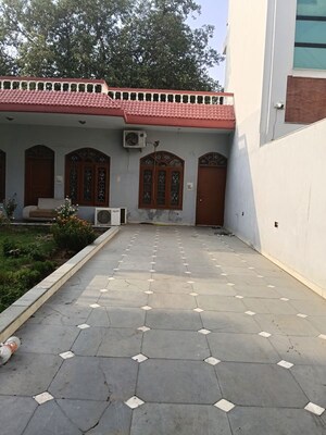 2 BHK Villa – Exterior View View at Sector 23 - for Rent