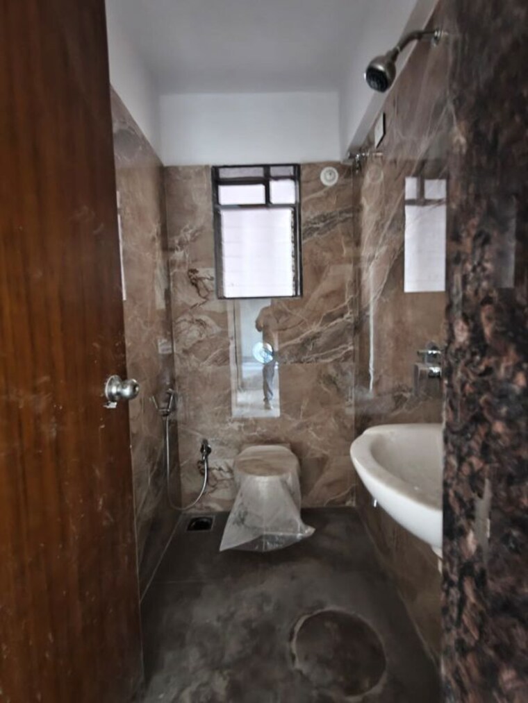 Bathroom, chembur 3 Bedroom 1455 Sq.Ft. Apartment In Chembur Mumbai 10482234