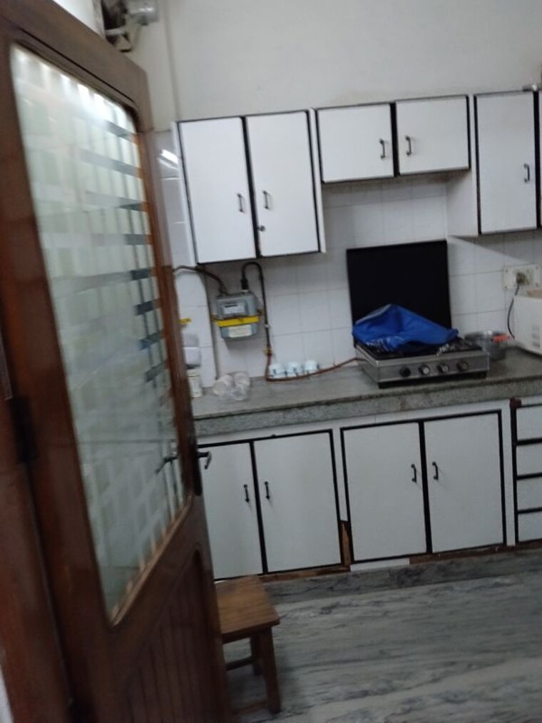 Kitchen, malviya nagar 3 Bedroom 150 Sq.Yd. Apartment In Malviya Nagar Delhi 10482233