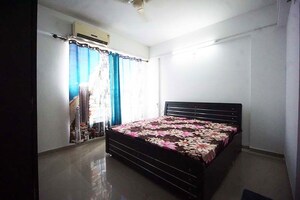 Bedroom in 2 BHK Apartment at Ellisbridge – for Sale