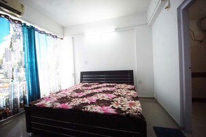 Bedroom in 2 BHK Apartment at Ellisbridge – for Sale