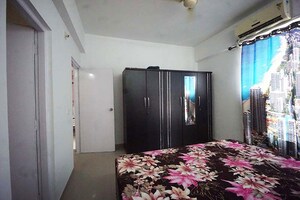 Bedroom in 2 BHK Apartment at Ellisbridge – for Sale