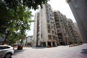 2 BHK Apartment For Sale in Ellisbridge