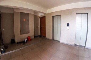 Room in 2 BHK Apartment at Ellisbridge – for Sale