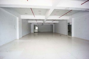 Team Area in  Shop at Ellisbridge – for Sale