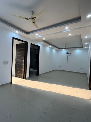 2 BHK Builder Floor For Rent in Sector 22b