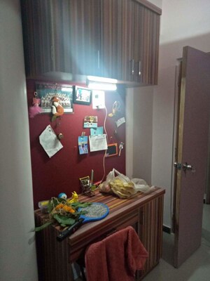 Furnished Amenities in 2 BHK Apartment at Sector 18 Kopar Khairane – for Rent