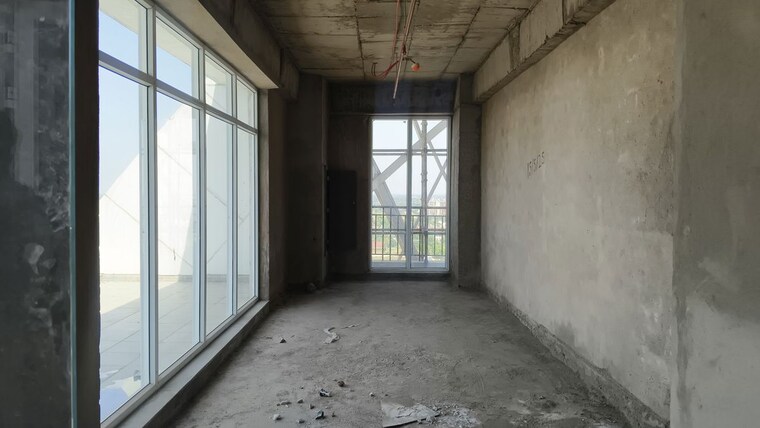 Room, omaxe-sun Commercial Office Space 577 Sq.Ft. In Sector 79 Faridabad 10482332