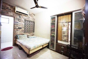 Living Room in 1 BHK Apartment at Ellisbridge – for Sale