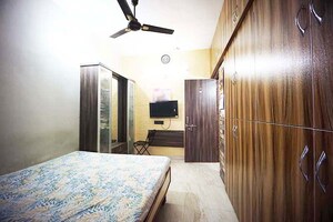 Bedroom in 1 BHK Apartment at Ellisbridge – for Sale