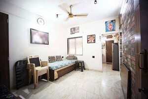 Living Room in 1 BHK Apartment at Ellisbridge – for Sale