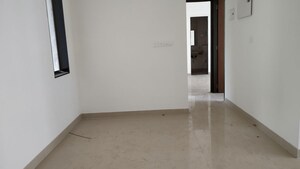 Room in 3 BHK Apartment at Godrej Central, Chembur – for Rent