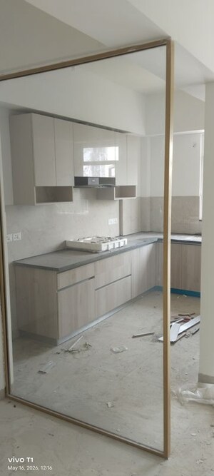 Kitchen in 2 BHK Builder Floor at Smart World Orchard, Sector 61 – for Rent