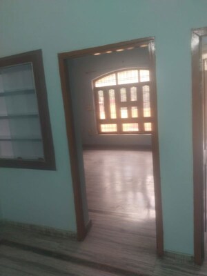Room in 5 BHK Villa at Gomti Nagar – for Rent