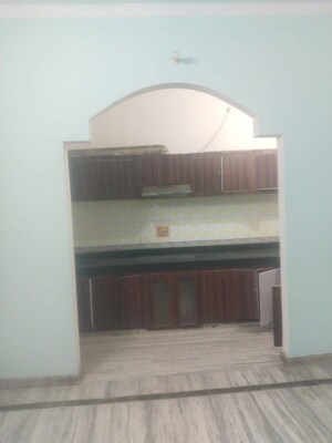 Furnished Amenities in 5 BHK Villa at Gomti Nagar – for Rent