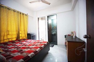 Bedroom in 2 BHK Apartment at Ellisbridge – for Sale