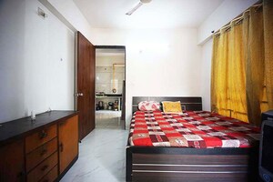 Bedroom in 2 BHK Apartment at Ellisbridge – for Sale