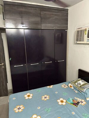 Furnished Amenities in 1 BHK Apartment at Vasant Valley Complex, Malad East – for Rent