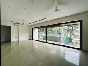 Room in 3 BHK Apartment at Ruparel Ariana, Parel – for Rent