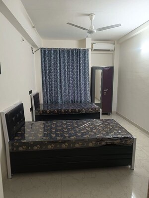 Bedroom in  Pg at Powai – for Rent