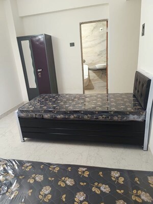 Bedroom in  Pg at Powai – for Rent
