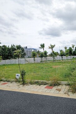 Plot For Sale in Devanahalli