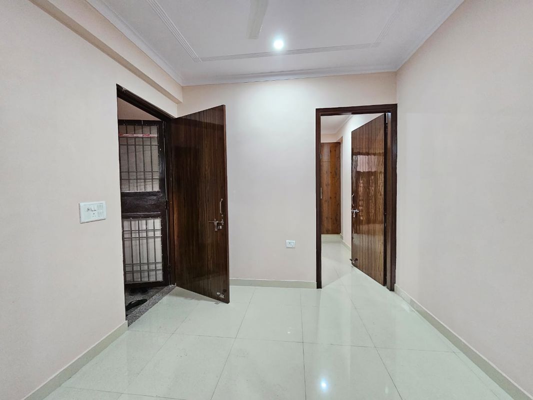 1 BHK 400 Sq.Ft. Builder Floor in Palm Residency Chhatarpur