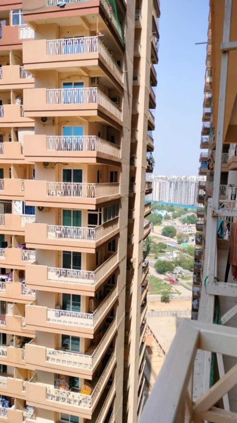 Exterior View, gaur-city-7th-avenue 2 Bedroom 1075 Sq.Ft. Apartment In Sector 4 Greater Noida Greater Noida 10482444