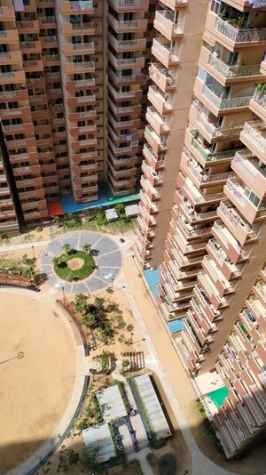 2 BHK Apartment – Exterior View View at Gaur City 7th Avenue, Sector 4 Greater Noida - for Rent
