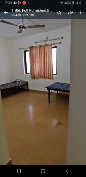 Room in 1 BHK Villa at Kamgar Putala Vasahat – for Rent