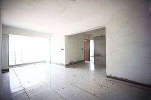 Room in 2 BHK Apartment at Ellisbridge – for Sale